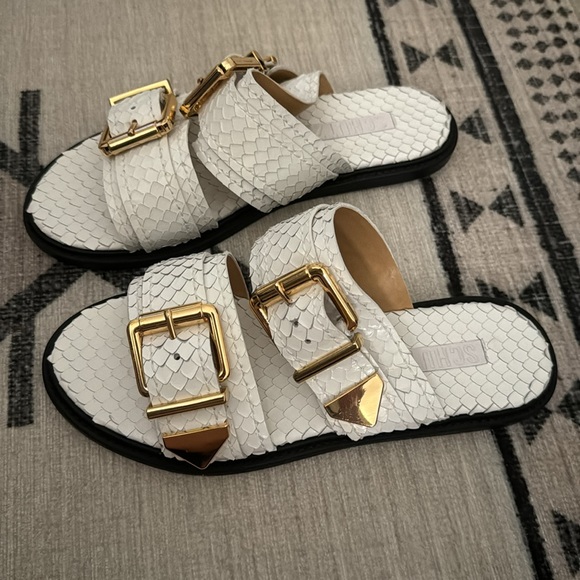 Snake-Pattern Slide Sandals - Picture 6 of 11